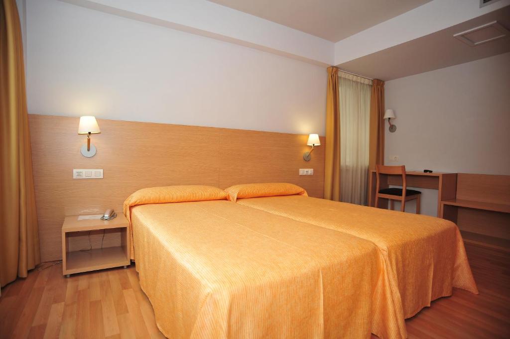 Hotel Windsor Santiago de Compostela Kültér fotó