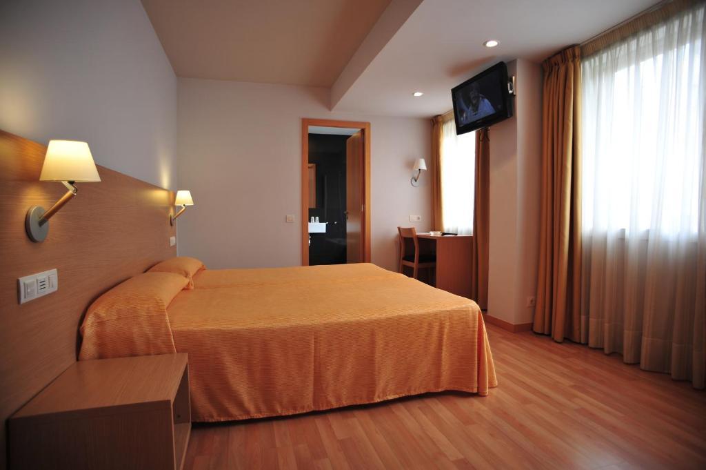 Hotel Windsor Santiago de Compostela Kültér fotó