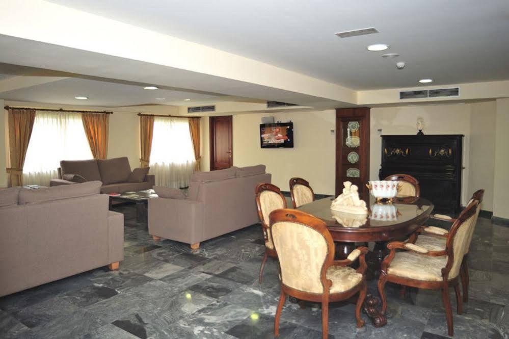 Hotel Windsor Santiago de Compostela Kültér fotó